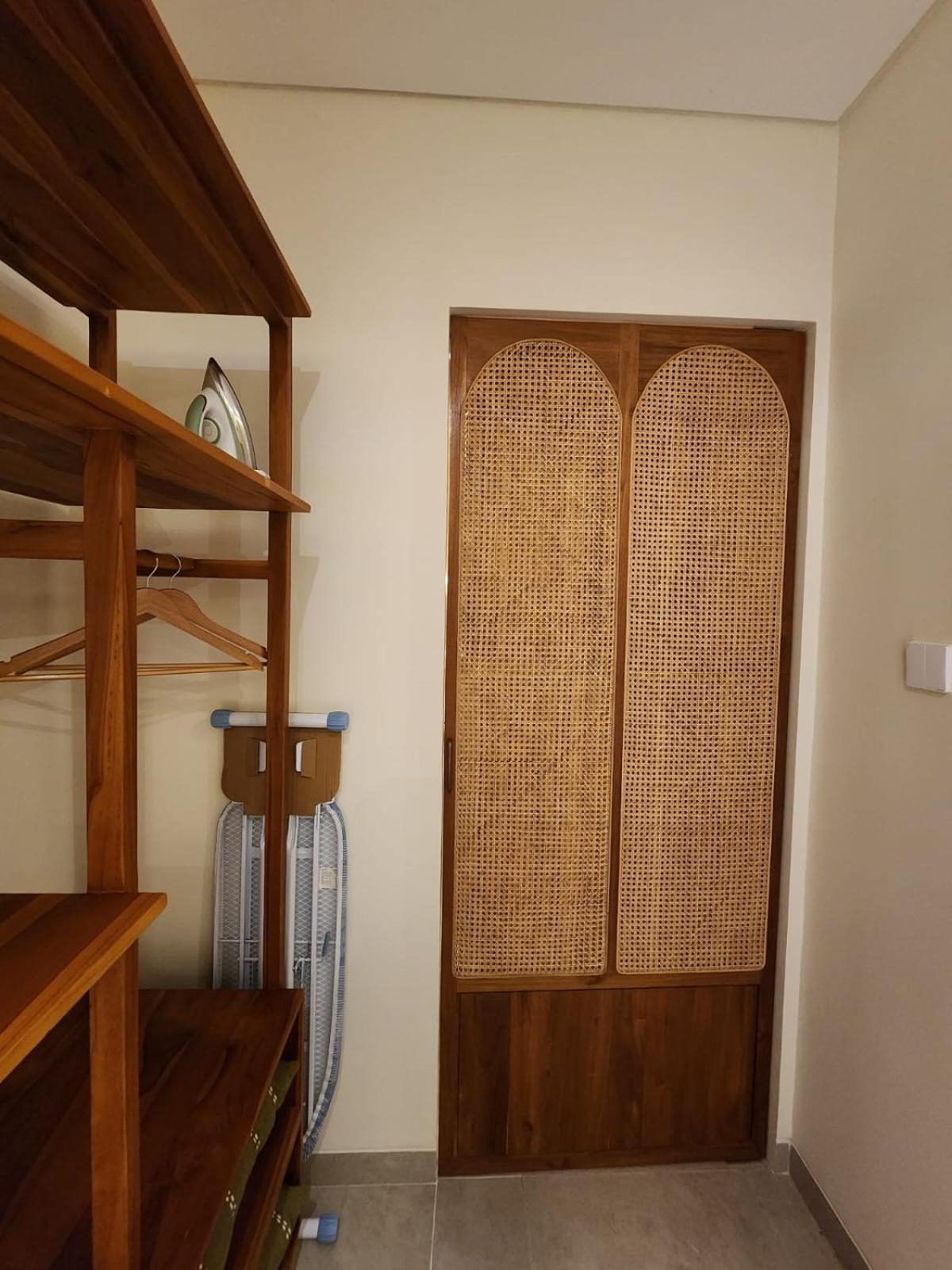 De' Asasta Villa