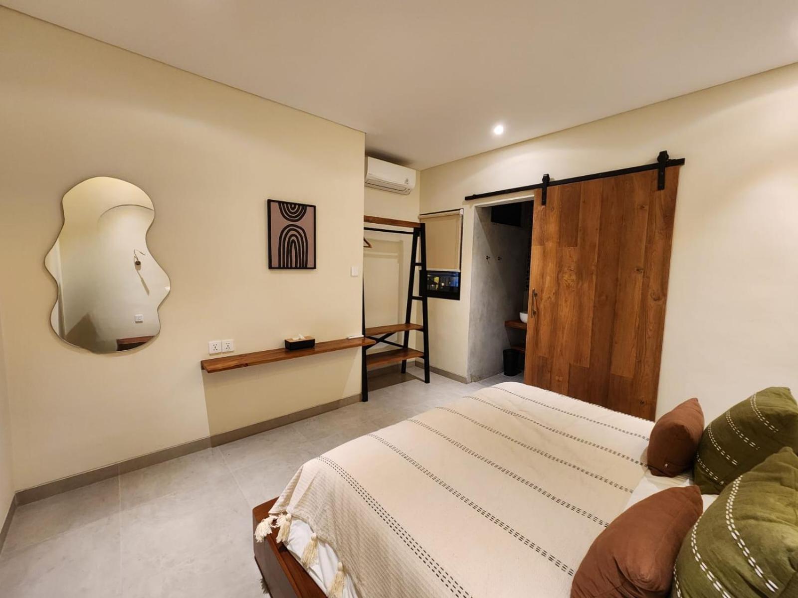 De' Asasta * Seminyak (Bali)
