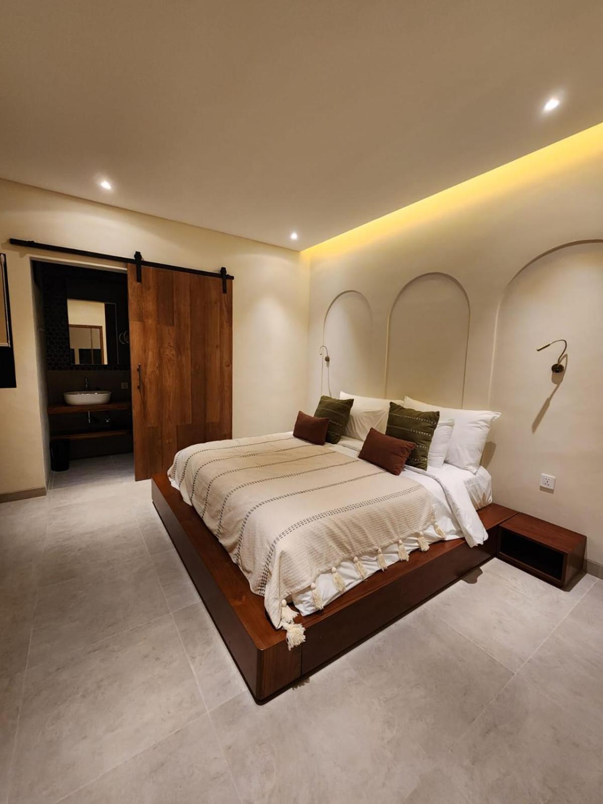 De' Asasta Villa